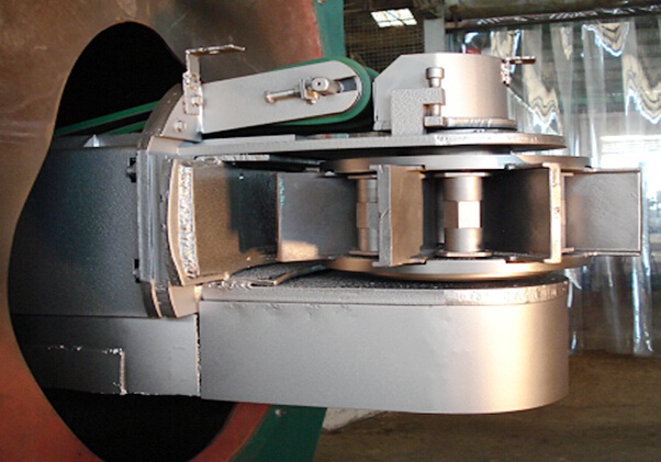 鋼管內(nèi)壁噴砂機(jī)，內(nèi)腔除銹設(shè)備